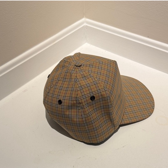 Burberry Baseball Cap - Picture 4 of 5
